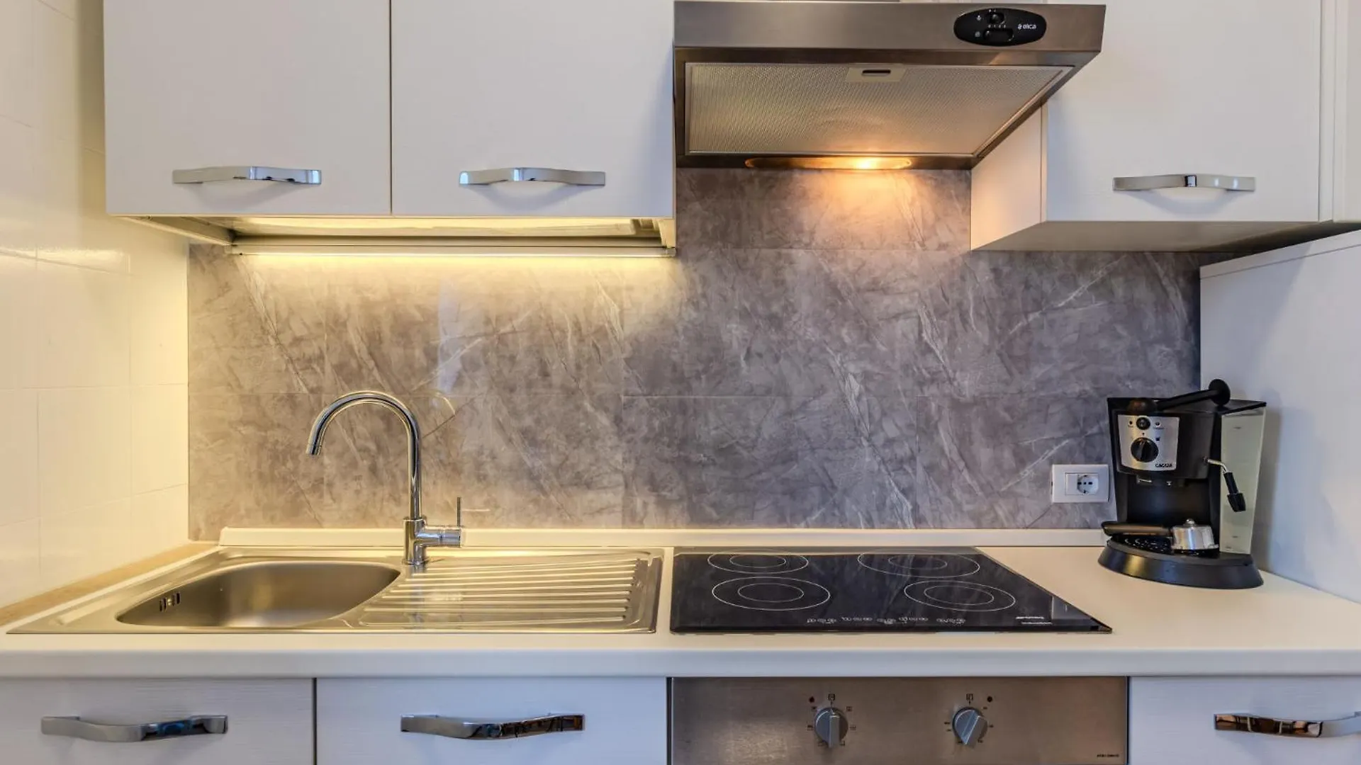 Apartment Daniela By Interhome Dorio