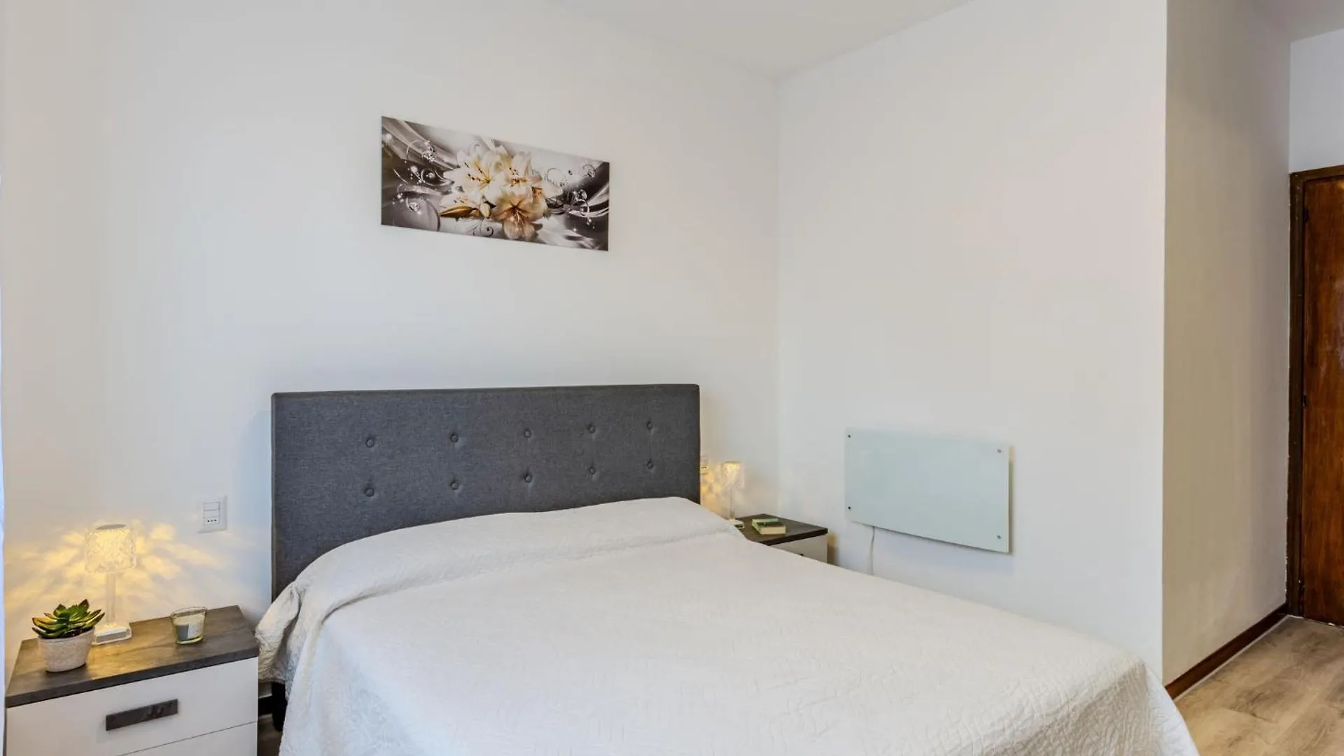 Apartment Daniela By Interhome Dorio